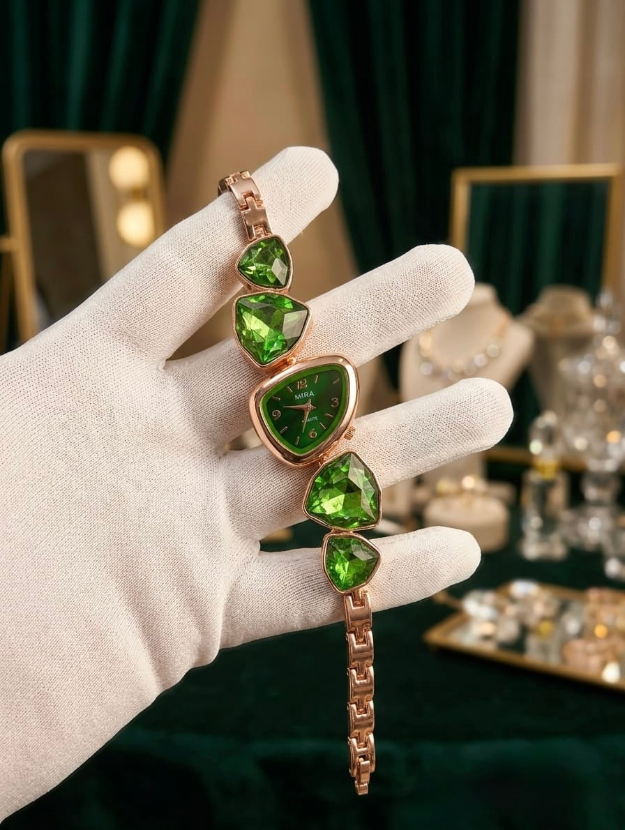 ✨ Celestia – Women’s Diamond-Style Watch 💎